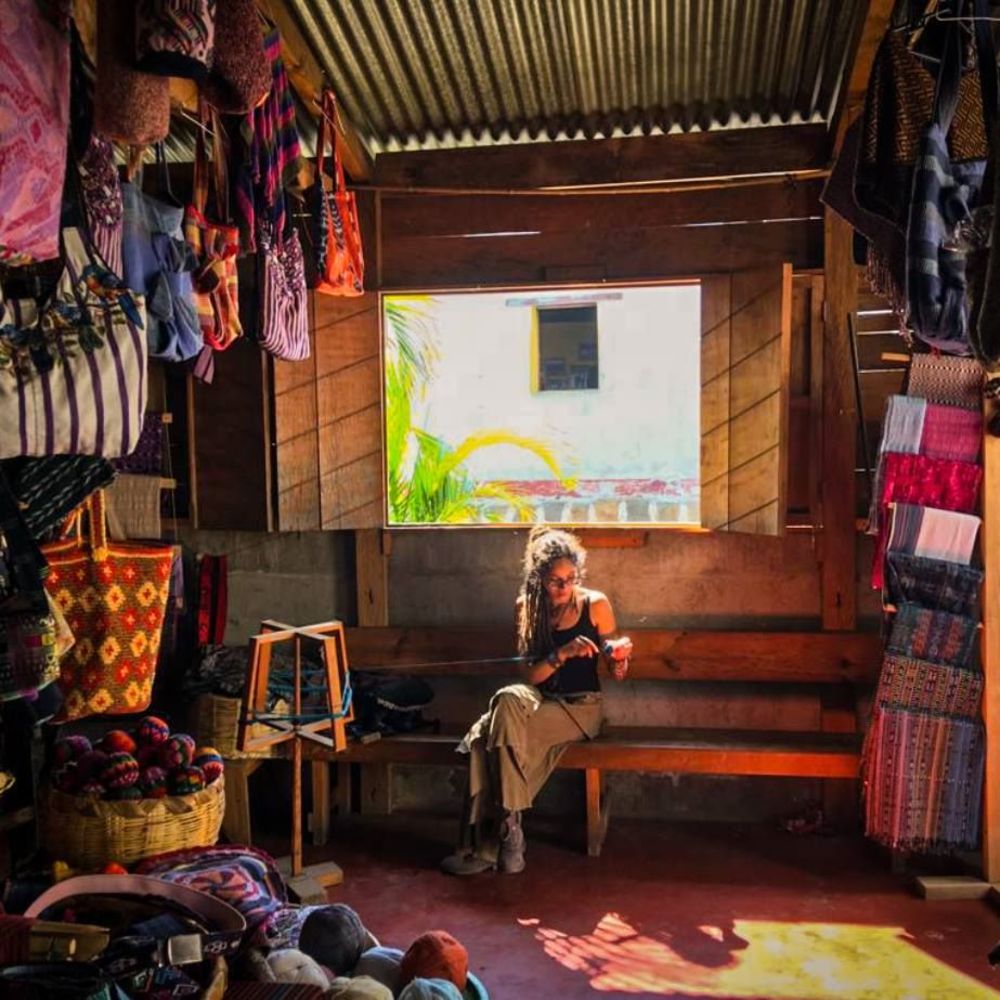 Meet your Posher, Luna